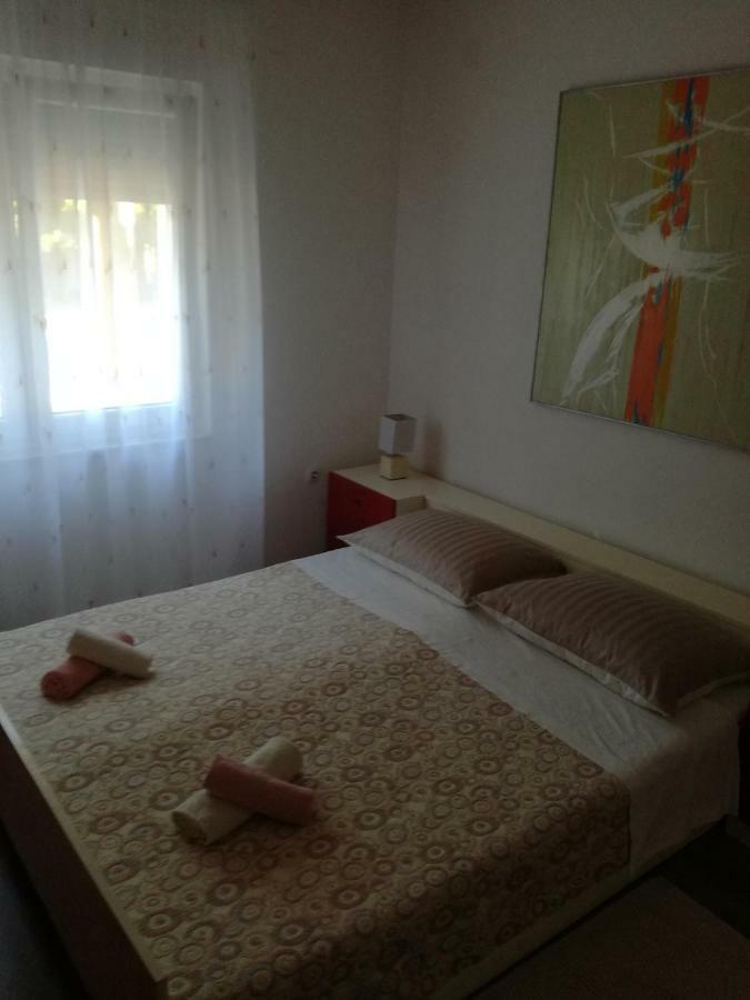 Drosanjica Apartman Zára